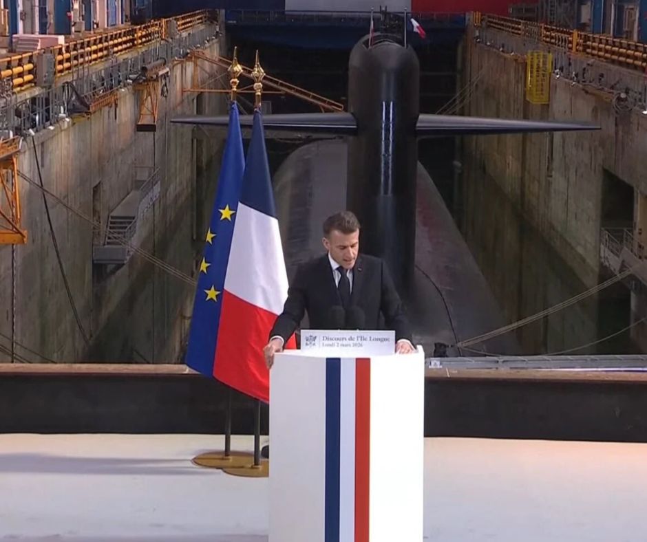 Macron endurece la disuasión nuclear francesa y anuncia más ojivas y despliegues estratégicos en Europa